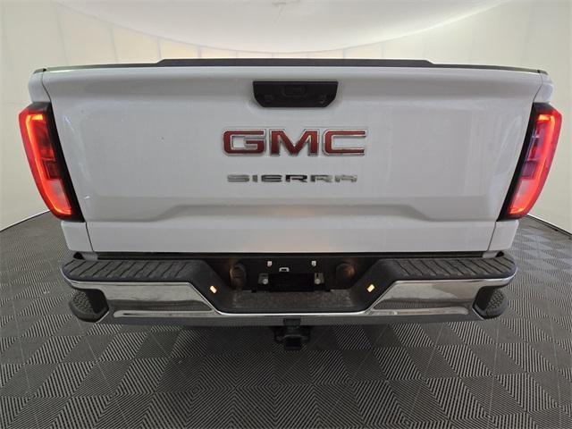 Photo of 2025 Summit White GMC Sierra 1500