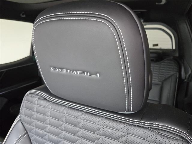 Photo of 2025 Onyx Black GMC Sierra EV