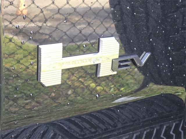 Photo of 2025 Black GMC HUMMER EV SUV
