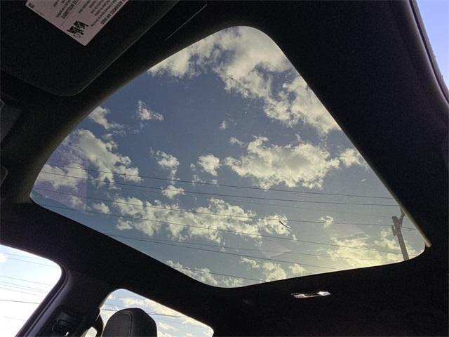 Photo of 2025 Onyx Black GMC Sierra EV