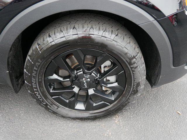 Photo of 2024 Ebony Black Kia Telluride