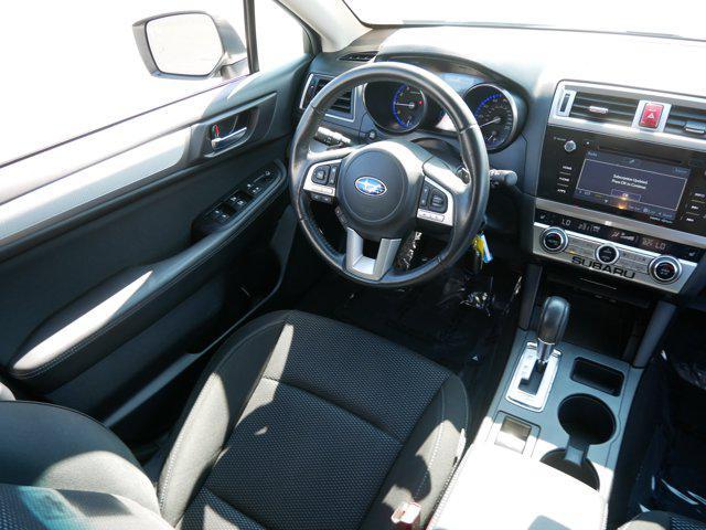 Photo of 2017 Crystal White Pearl Subaru Outback