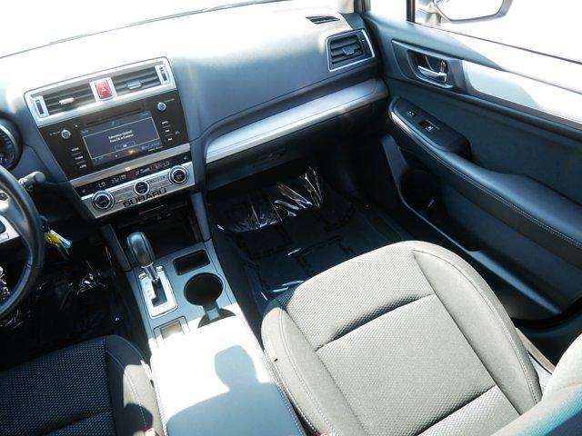 Photo of 2017 Crystal White Pearl Subaru Outback