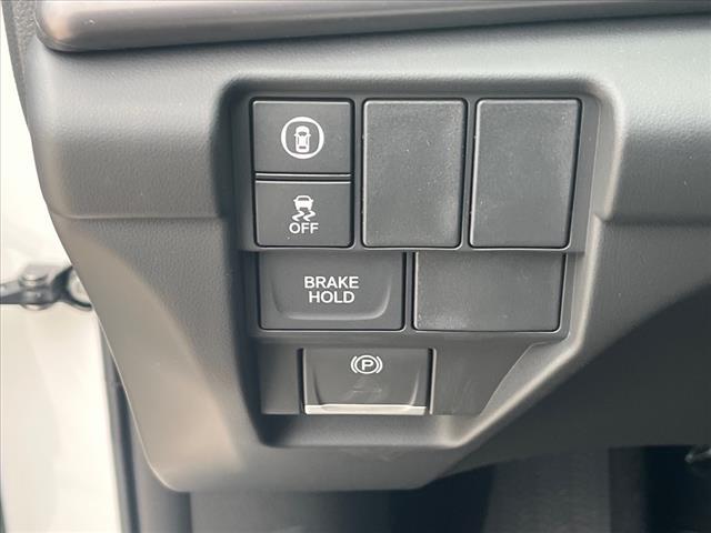 Photo of 2025 Platinum White Pearl Acura RDX