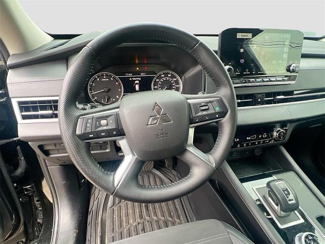 Photo of 2024 Black Diamond Mitsubishi Outlander