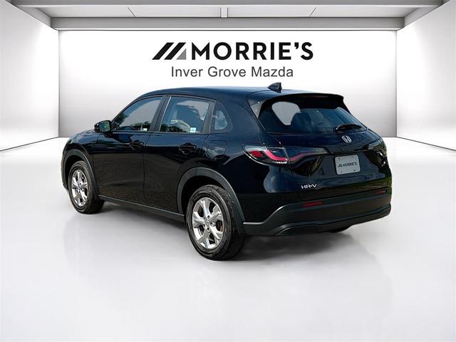 Photo of 2023 Crystal Black Pearl Honda HR-V