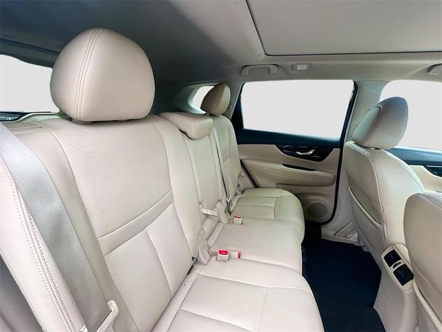 Photo of 2020 Caspian Blue Nissan Rogue