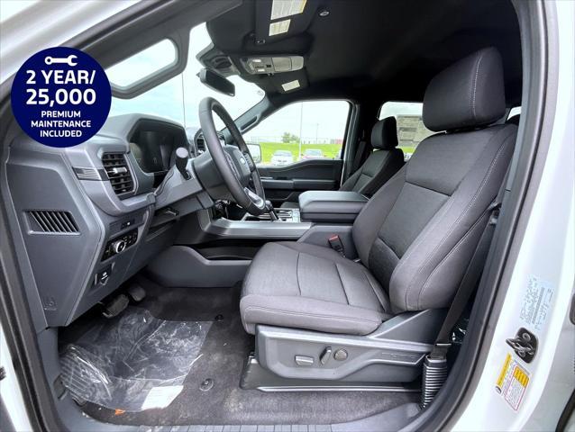 Photo of 2025 Oxford White Ford F-150