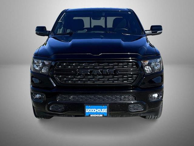Photo of 2024 Diamond Black Crystal Pearlcoat RAM 1500