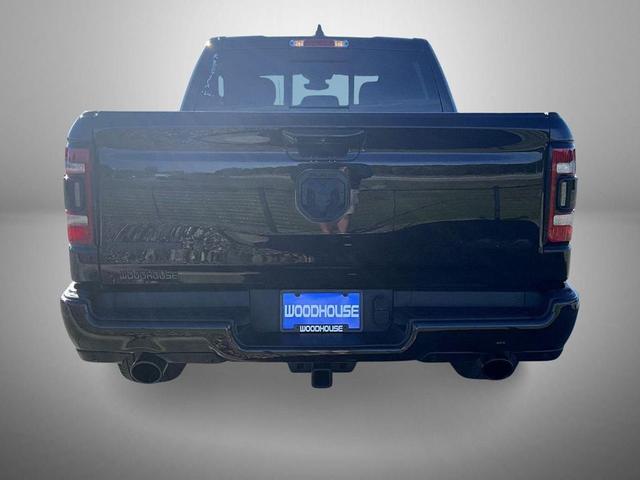 Photo of 2024 Diamond Black Crystal Pearlcoat RAM 1500