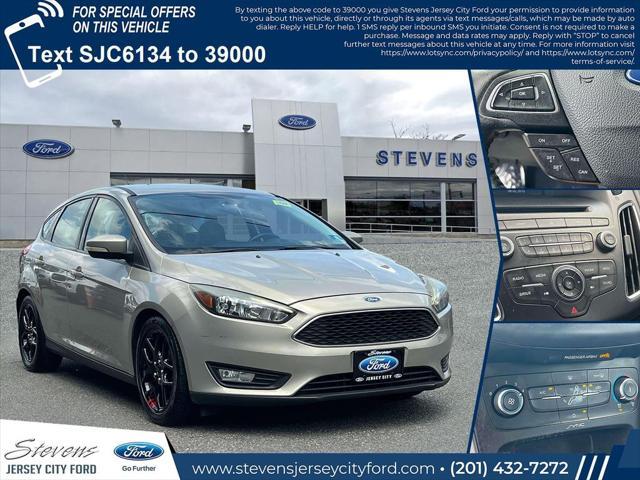 Photo of 2015 Gold Ford Focus