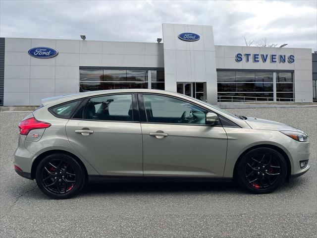 Photo of 2015 Gold Ford Focus