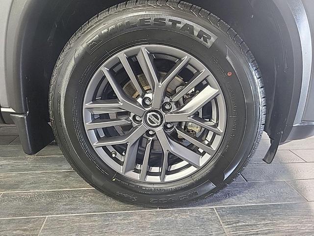 Photo of 2021 Boulder Gray Pearl Nissan Rogue