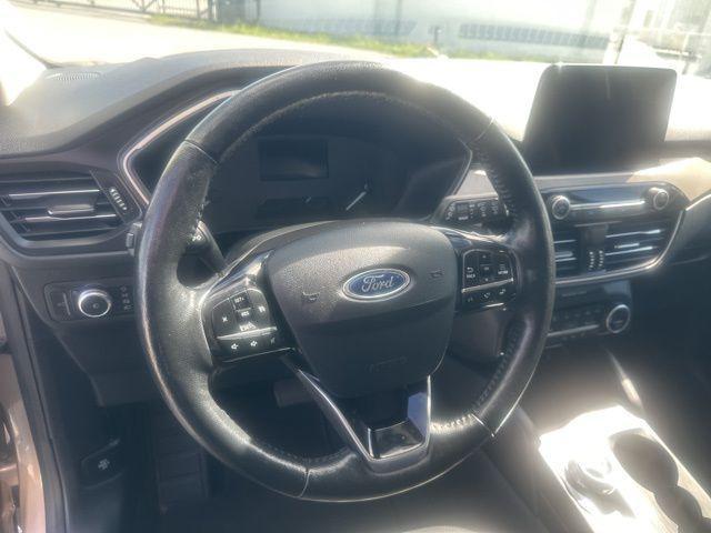 Photo of 2021 Desert Gold Metallic Ford Escape