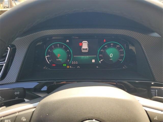Photo of 2025 Deep Black Pearl Volkswagen Atlas Cross Sport