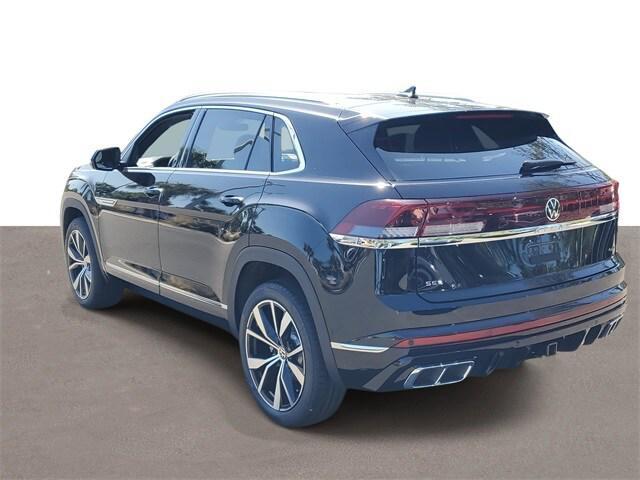 Photo of 2025 Deep Black Pearl Volkswagen Atlas Cross Sport