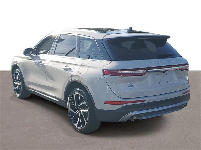 Photo of 2024 Pearl Metallic Lincoln Corsair
