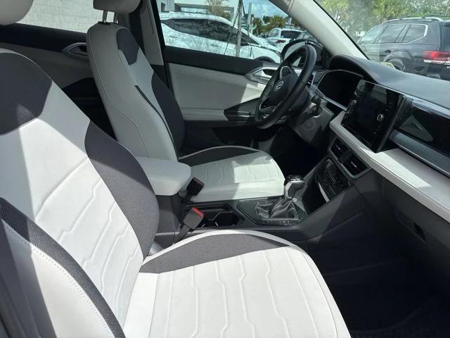 Photo of 2025 Deep Black Volkswagen Taos