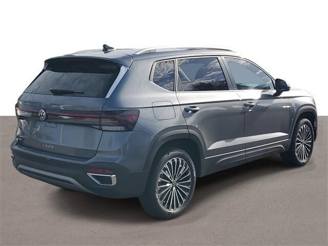 Photo of 2025 Gray Volkswagen Taos