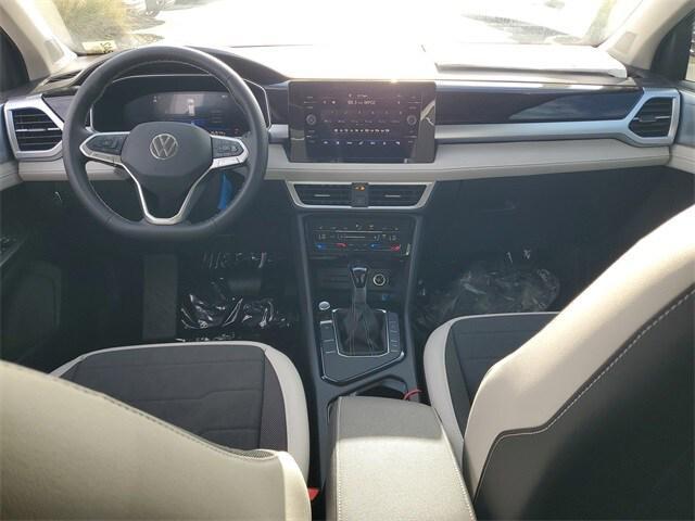 Photo of 2025 Gray Volkswagen Taos