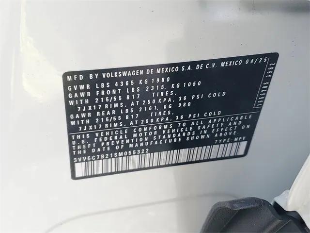 Photo of 2025 Pure White Volkswagen Taos