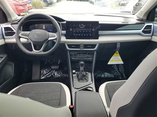 Photo of 2025 Gray Volkswagen Taos