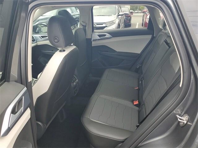 Photo of 2025 Gray Volkswagen Taos