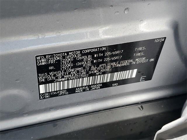 Photo of 2024 Silver Sky Metallic Toyota RAV4 Hybrid