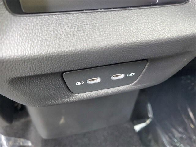 Photo of 2025 Deep Black Pearl Volkswagen Tiguan
