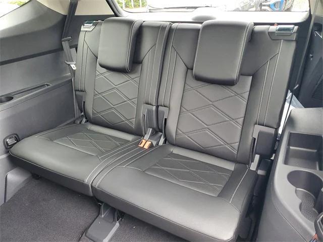Photo of 2025 Deep Black Pearl Volkswagen Atlas