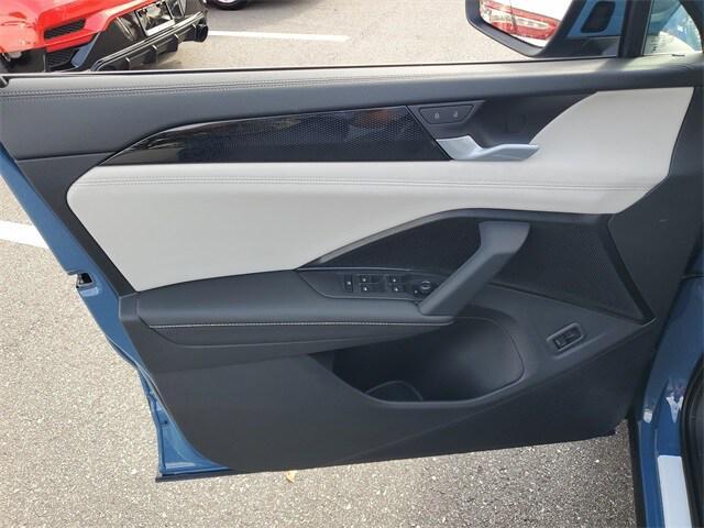 Photo of 2025 Monterey Blue Pearl Volkswagen Tiguan