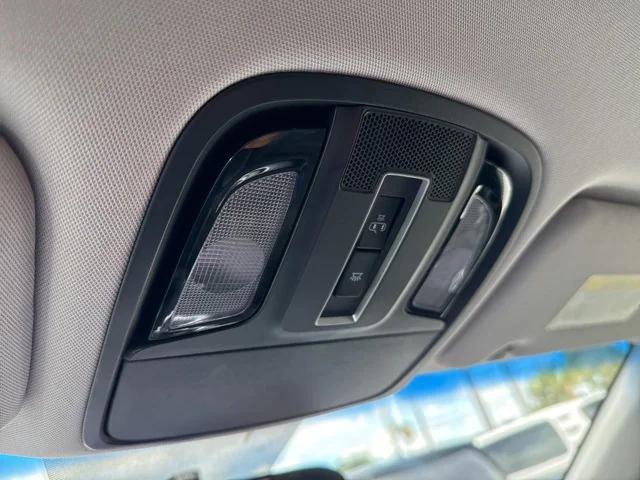 Photo of 2019 Dragon Brown Kia Sorento