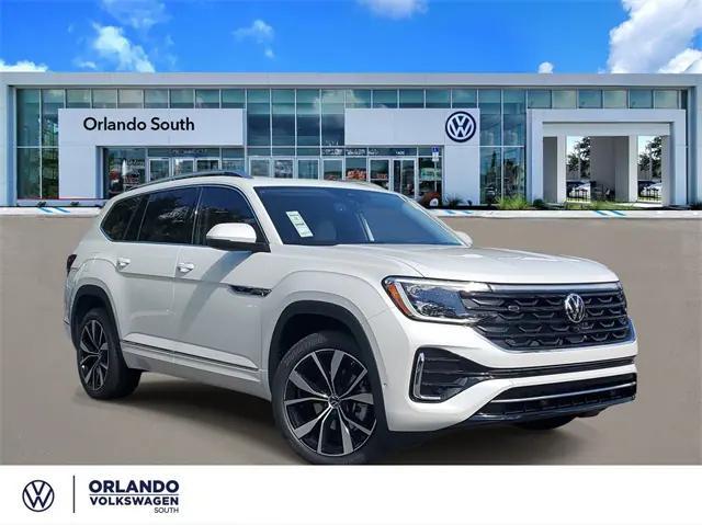 Photo of 2026 White Volkswagen Atlas