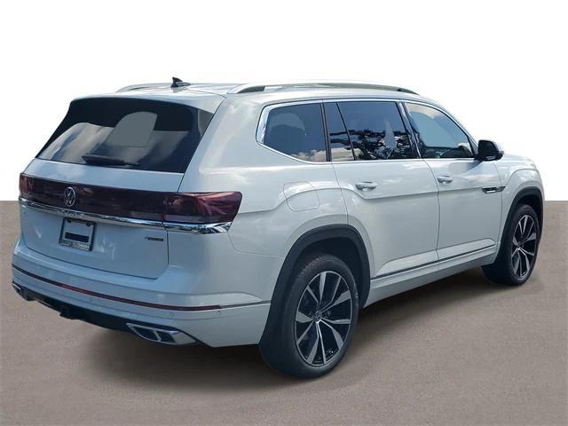 Photo of 2026 White Volkswagen Atlas