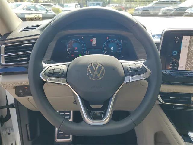 Photo of 2026 White Volkswagen Atlas