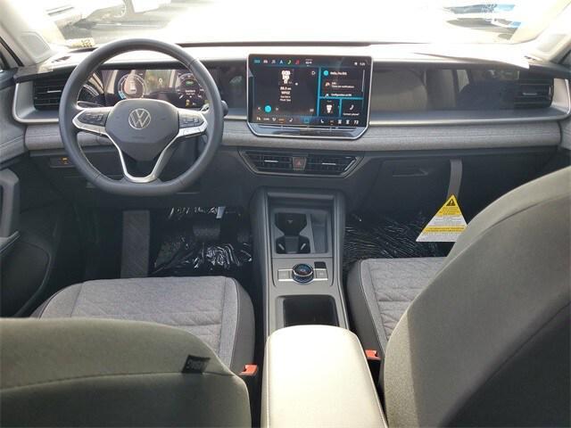 Photo of 2025 Pure White Volkswagen Tiguan