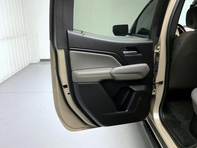 Photo of 2024 Sand Dune Metallic Chevrolet Colorado