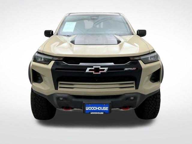 Photo of 2024 Sand Dune Metallic Chevrolet Colorado