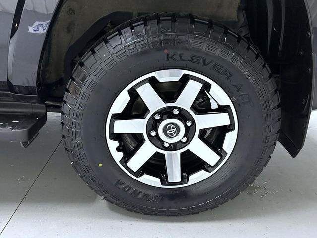 Photo of 2023 Midnight Black Metallic Toyota 4Runner