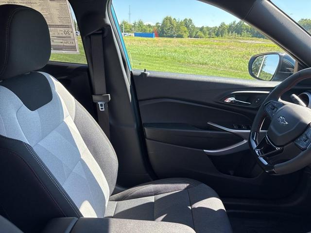 Photo of 2025 Marina Blue Chevrolet Trax