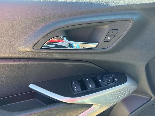 Photo of 2025 Marina Blue Chevrolet Trax