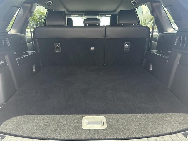 Photo of 2025 Jet Black Mica Mazda CX-70