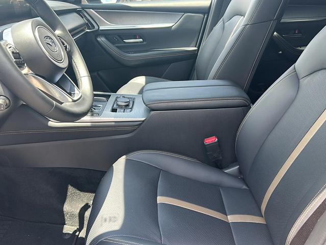 Photo of 2025 Jet Black Mica Mazda CX-70