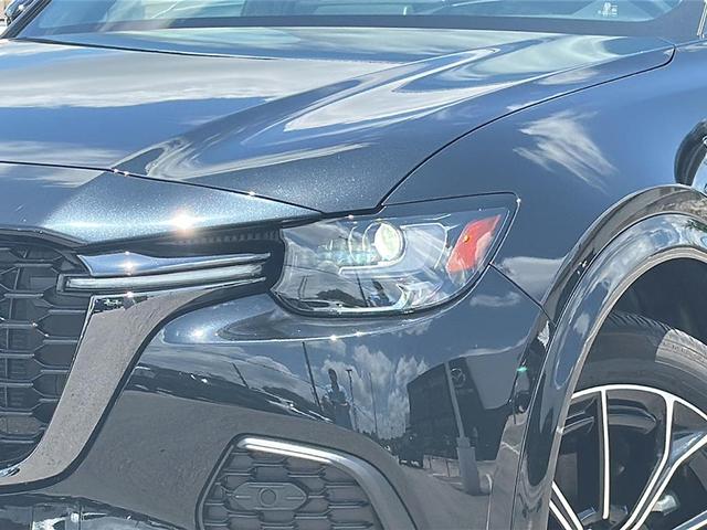 Photo of 2025 Jet Black Mica Mazda CX-70
