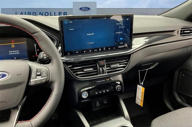 Photo of 2025 Agate Black Metallic Ford Escape