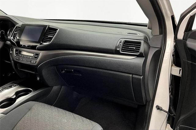 Photo of 2021 Platinum White Pearl Honda Ridgeline