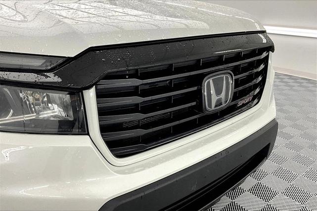 Photo of 2021 Platinum White Pearl Honda Ridgeline