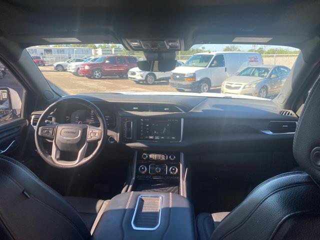 Photo of 2023 White Frost Tri-Coat GMC Yukon