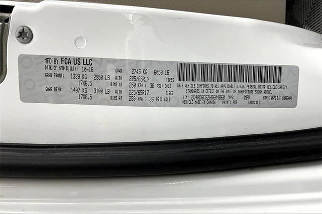 Photo of 2017 White Knuckle Clearcoat Dodge Grand Caravan