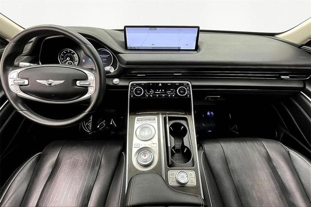 Photo of 2022 Vik Black Genesis GV80